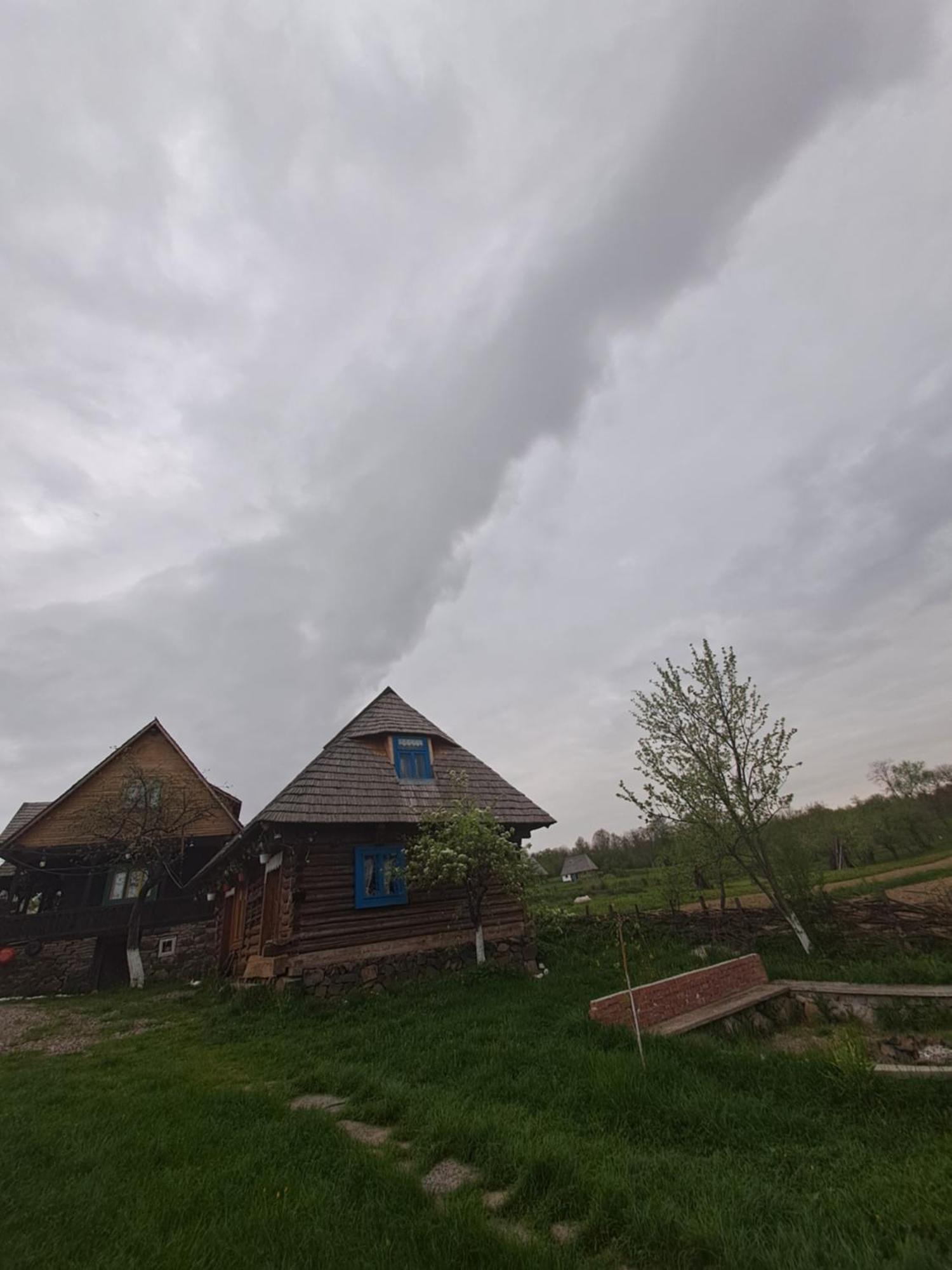 Complex Traditional Casuta Bunicilor-Breb Pokoj fotografie