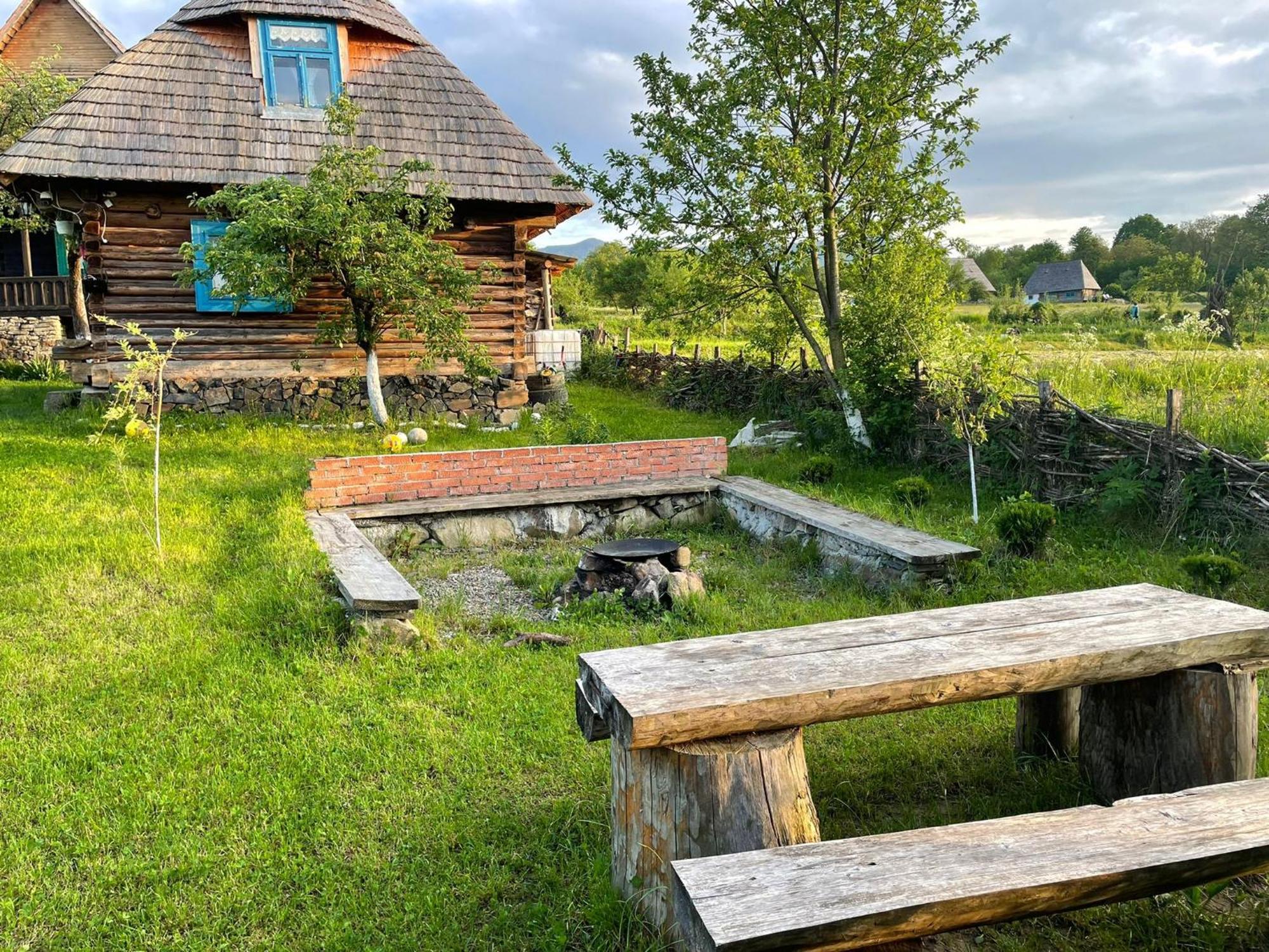 Complex Traditional Casuta Bunicilor-Breb Pokoj fotografie