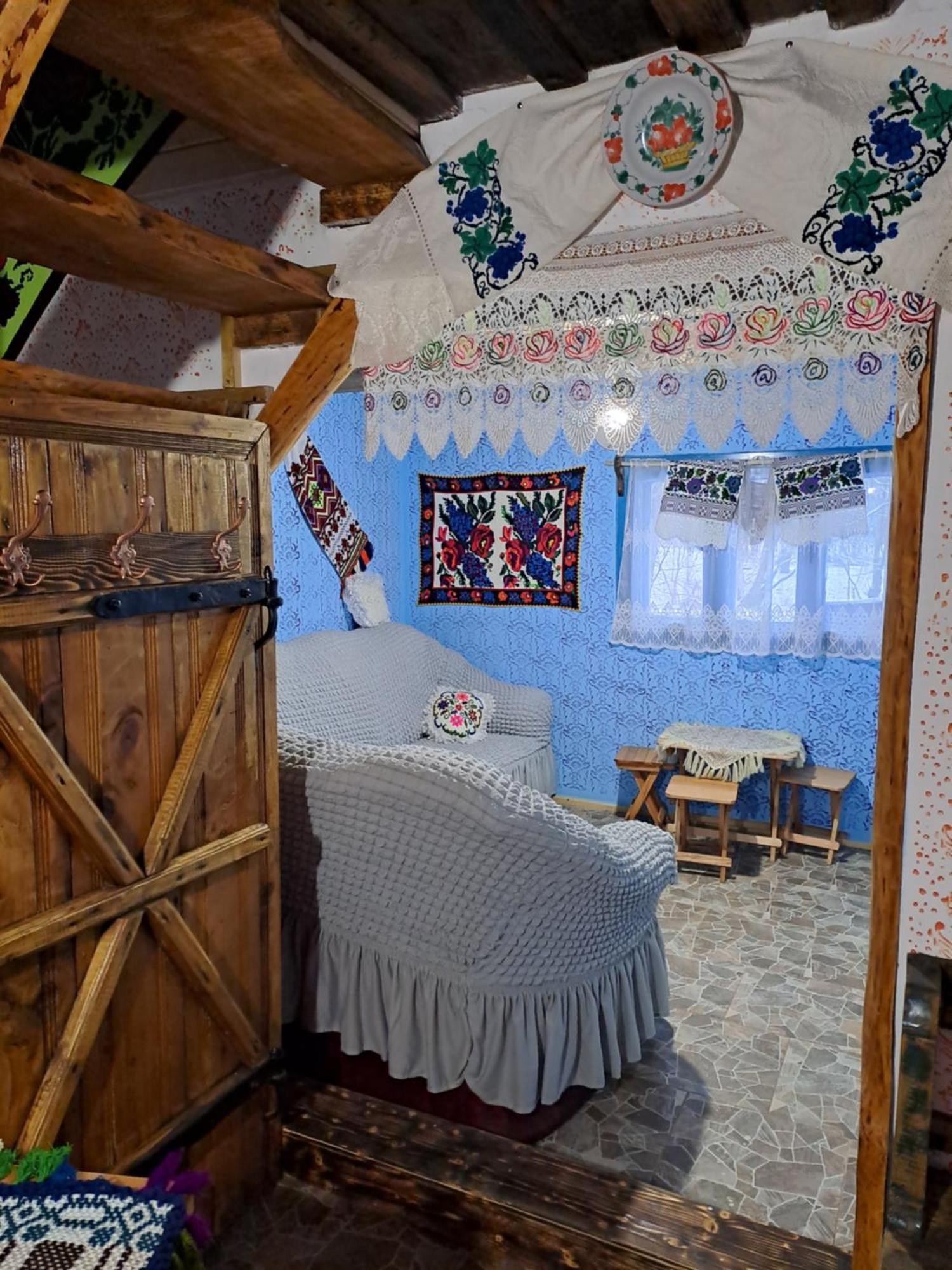 Complex Traditional Casuta Bunicilor-Breb Exteriér fotografie